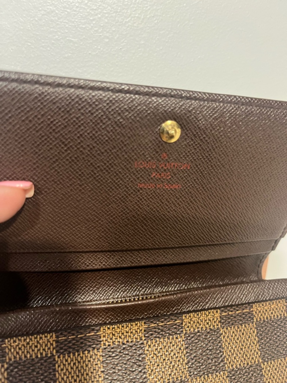 ✨Louis Vuitton Brown Damier Ebene Zip Around Wallet with Gold Hardware✨ - Picture 3 of 10